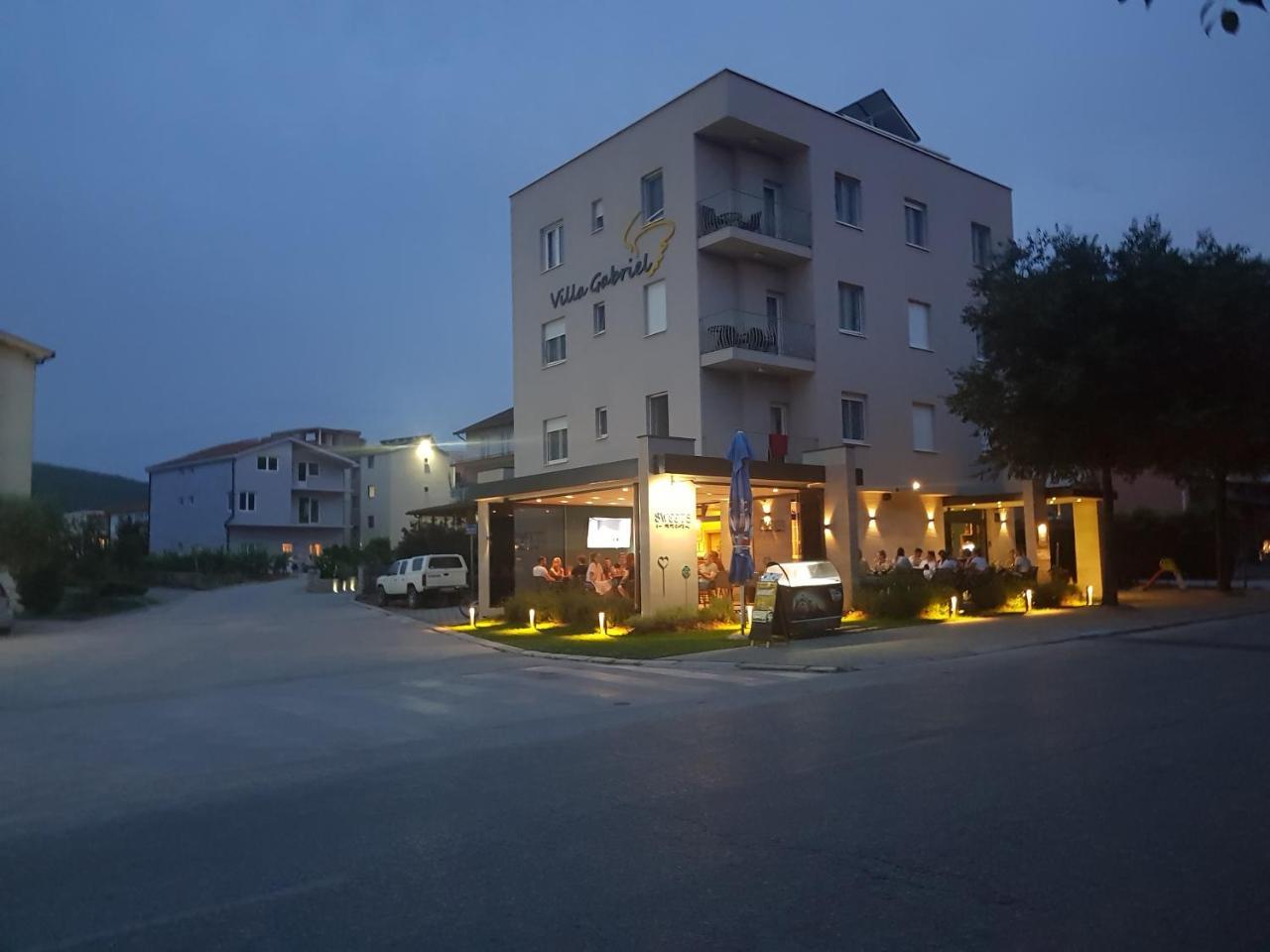 Villa Gabriel Međugorje エクステリア 写真