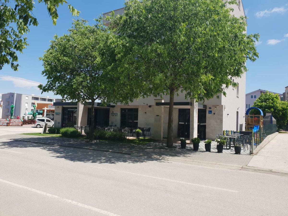 Villa Gabriel Međugorje エクステリア 写真